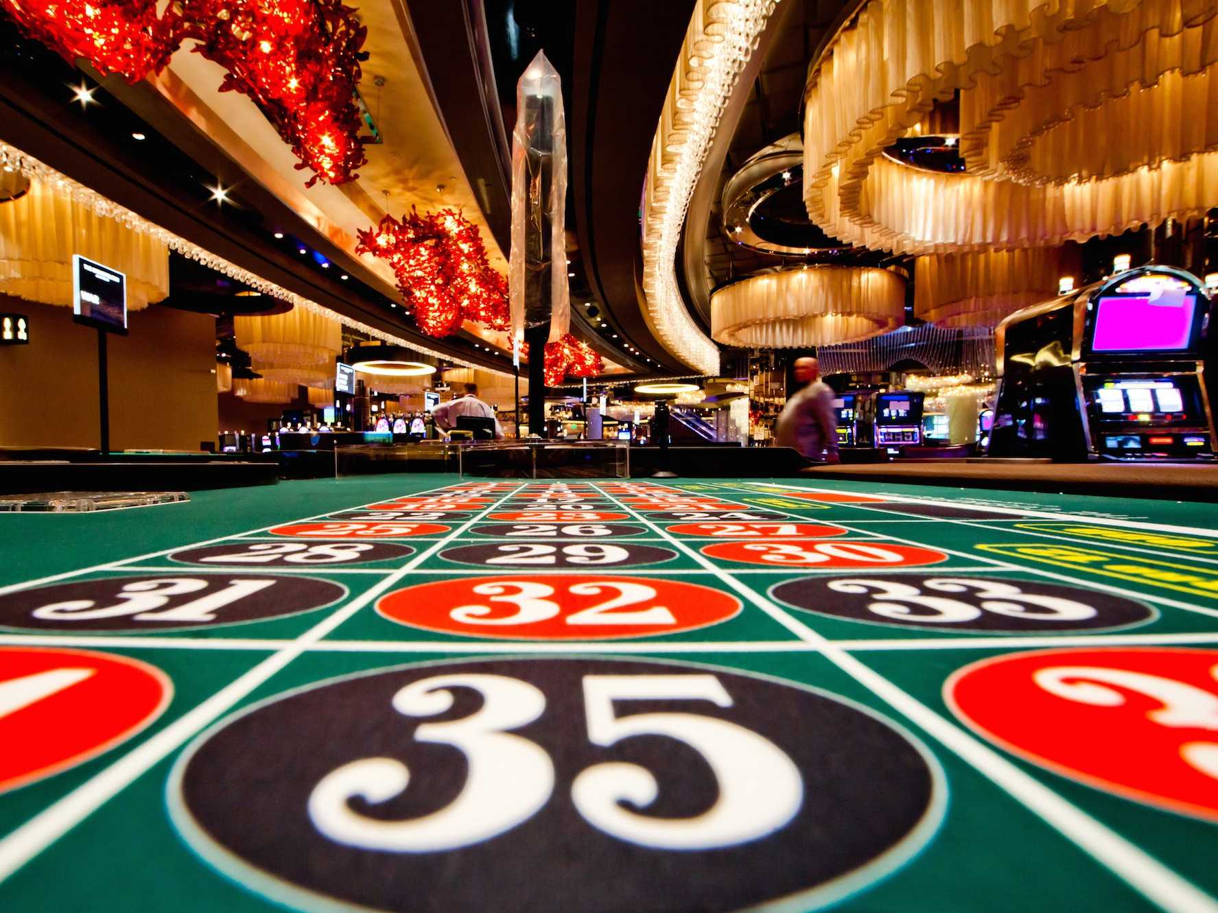 Canlı Casino'da NFT'ler: Geleceğin Oyunları?